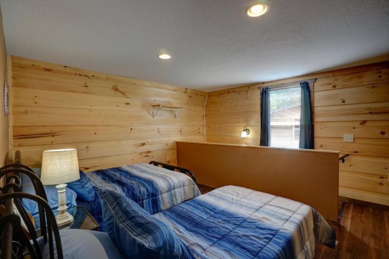 Dragon'S Nest Cabin With Mountain Views Robbinsville Eksteriør billede